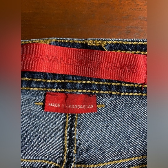 Gloria Vanderbilt Red Label Womens Size 12 Short High Waisted Medium Wash Jeans - Picture 2 of 4